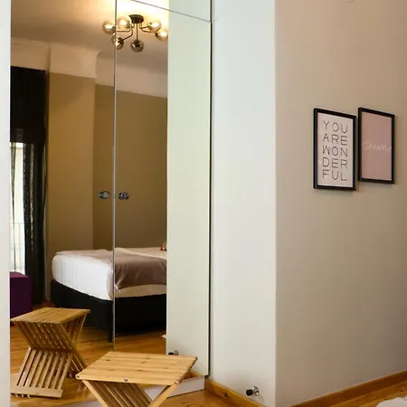 Travelers Apartment